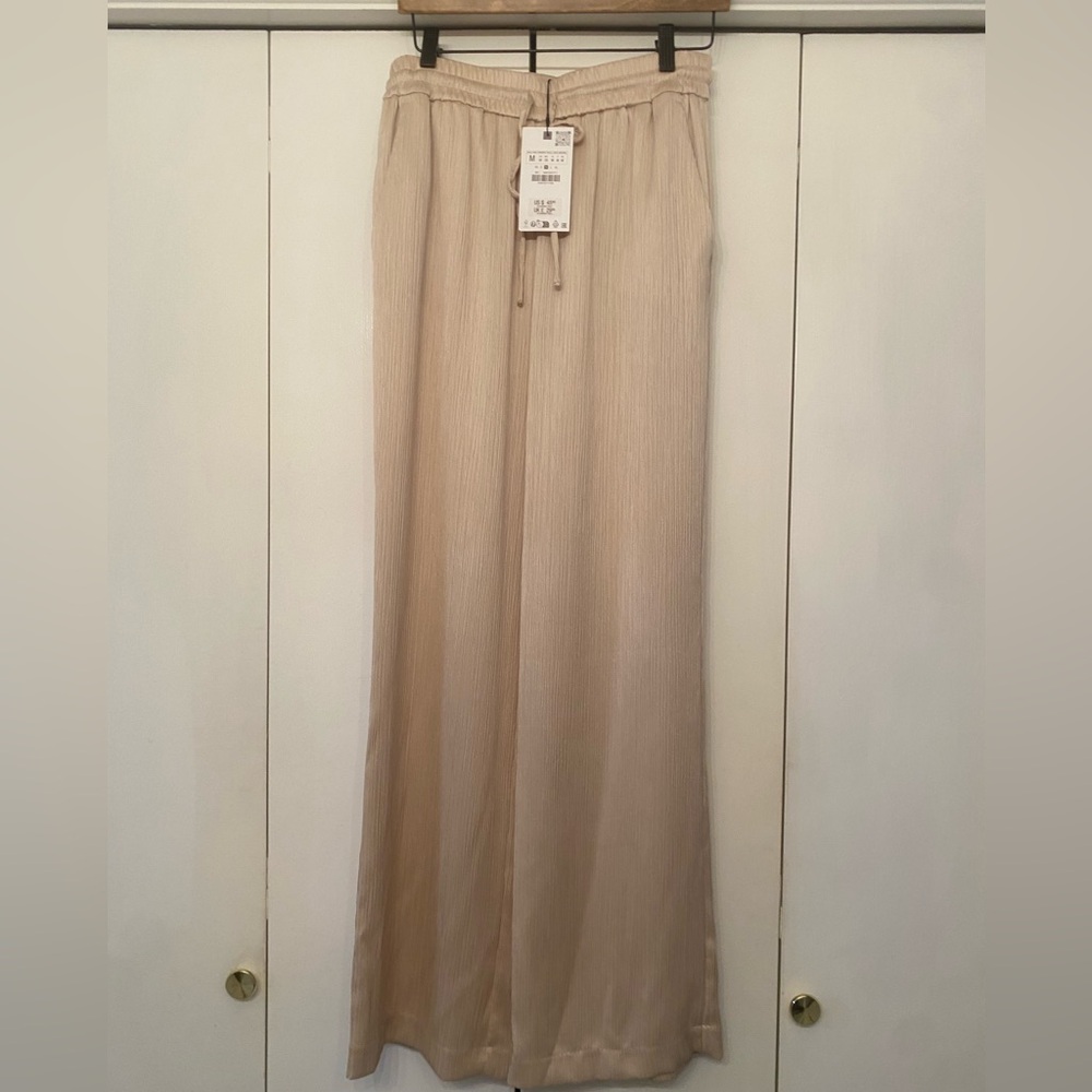 FIRE SALE! Zara Beige Wide-Leg Pants
